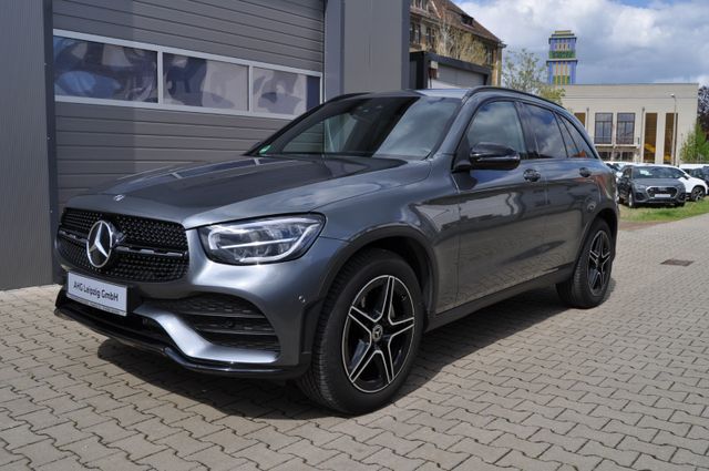 MERCEDES-BENZ GLC 200 4Matic AMG-LINE Kamera Night DAB AHK
