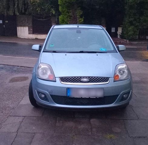 Ford Fiesta 1,4 TDCI Diesel 4trg viele Extras