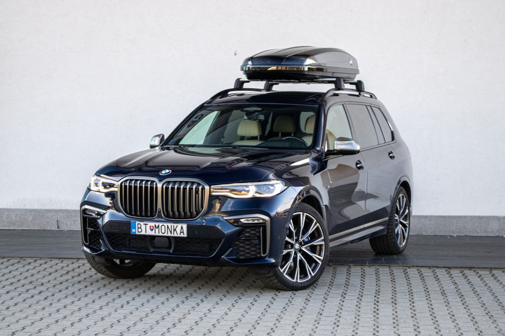 Image of BMW X7