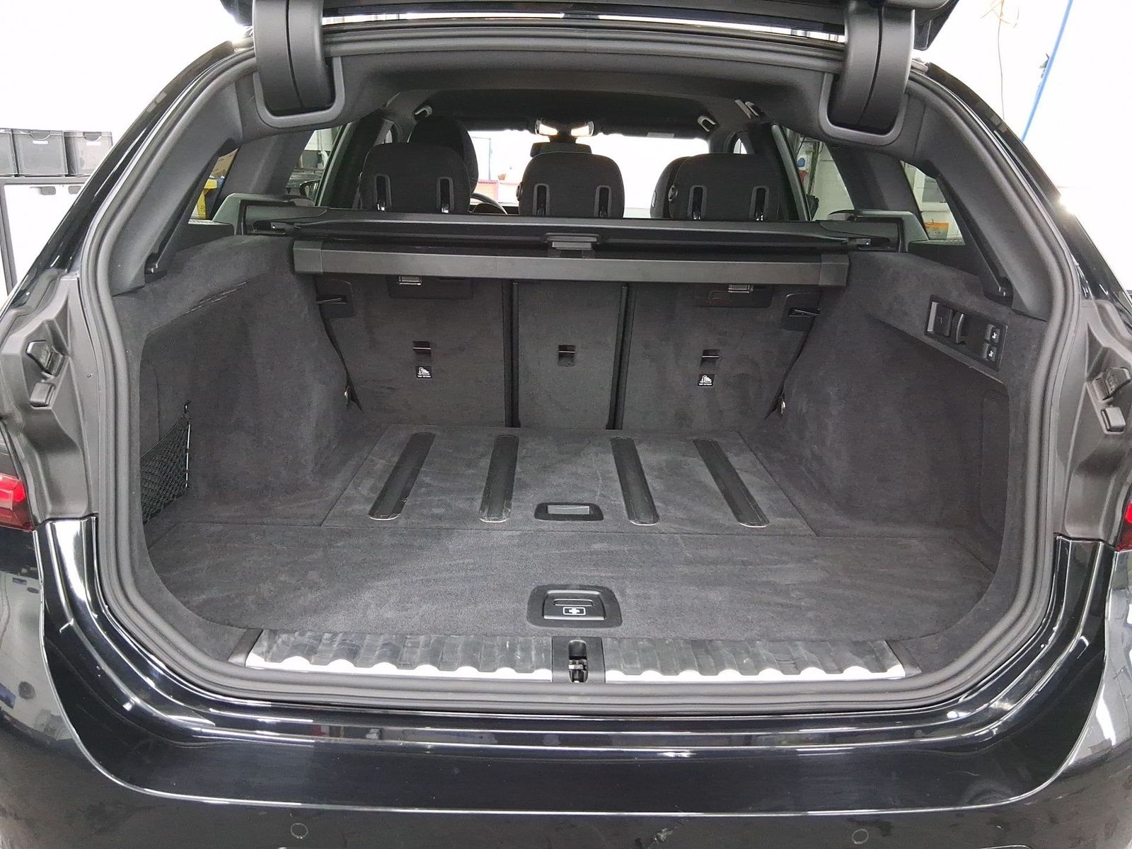 BMW 330 - Bild 12