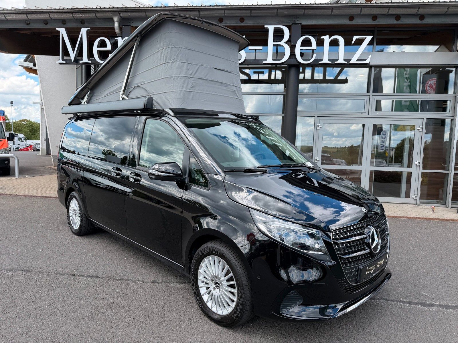 Fahrzeugabbildung Mercedes-Benz V 250 d Marco Polo 4MATIC AIRMATIC AHK2,5 Markis