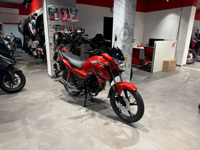 Honda CB125F 2024 Imperial Red *Tageszulassung*