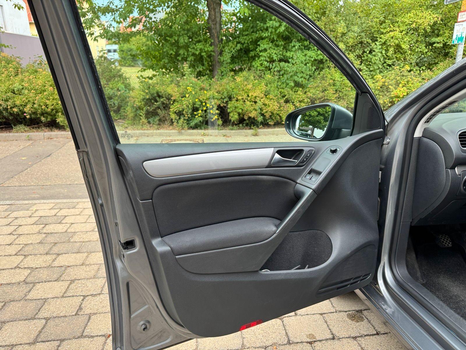 Volkswagen Golf 2009 — photo 6