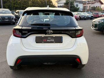 Toyota Yaris - 5