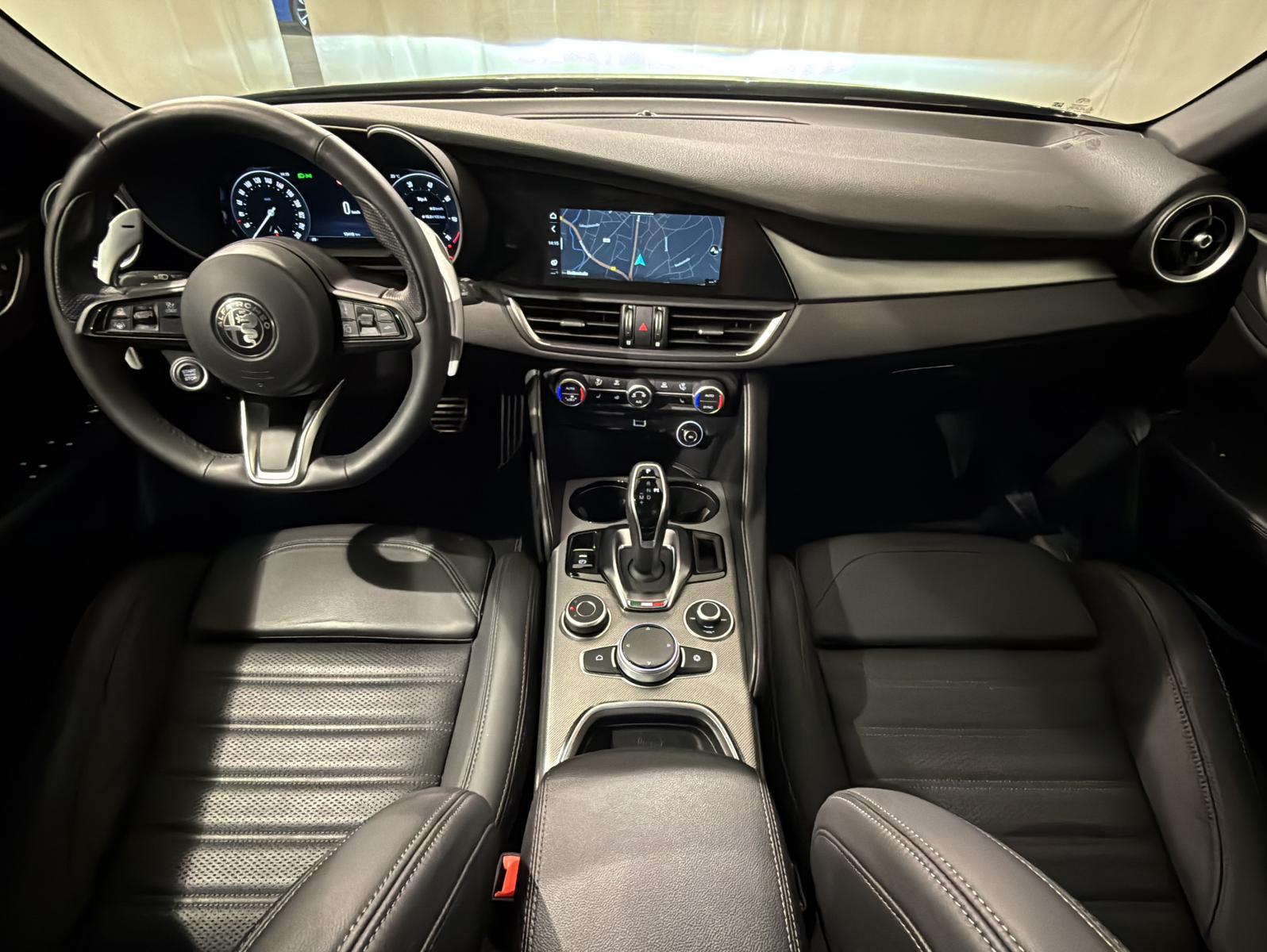 Alfa Romeo Giulia 2.0 Veloce Q4 MATRIX LAS SHZ LM19", миниатюра 5