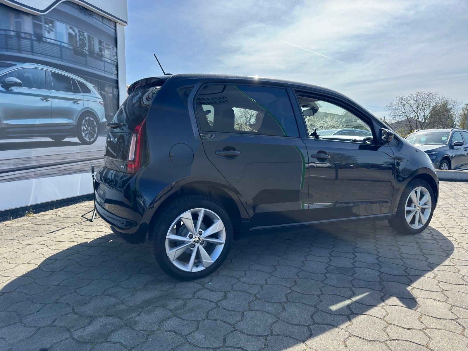 Fahrzeugabbildung SKODA Citigo e iV Style*PDC*SHZ*GRA*CCS*Allwetter