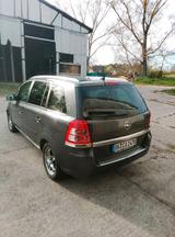 Opel Zafira B defekt - Opel Zafira Gebrauchtwagen in Magdeburg