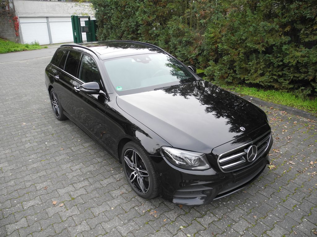 Mercedes-Benz E 400