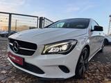 Mercedes-Benz CLA 180*PANO*LED*CARPLAY*CAM*NAVI - Autos in Hamburg: Sportwagen