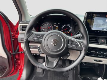 Fotografie 11 des Suzuki Swift 1.2 Dualjet Hybrid Club
