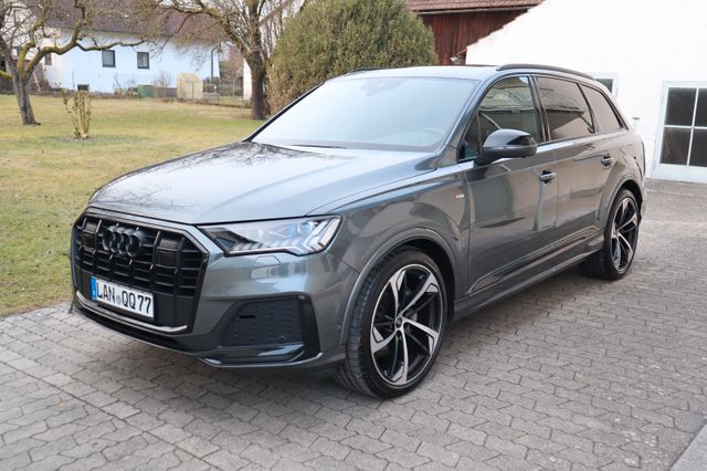 Audi Q7 50 TDI quattro S line STANDH 7-SITZ AHK B&O