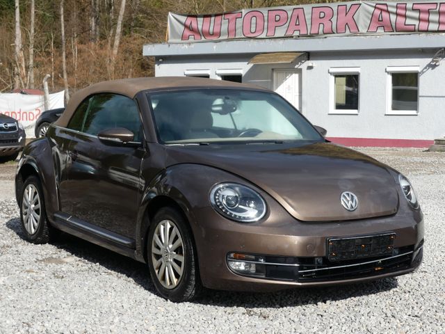 Volkswagen Beetle Cabriolet Design Navi Vandalismus