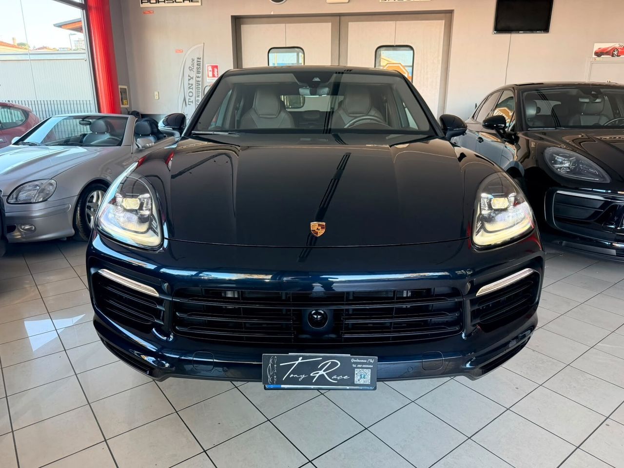 Other Porsche Cayenne Coupé 3.0 V6 E-Hybrid PLATINUM I imagem 3