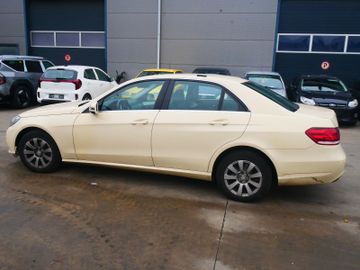 Mercedes E 200 - 2