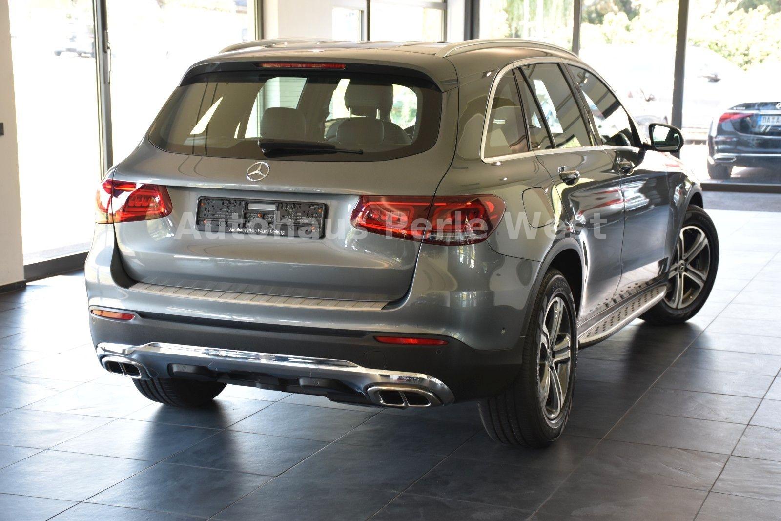Mercedes-Benz GLC 220 d 4Matic 9G EXCLUSIVE"PANORAMA"AHK"LED"