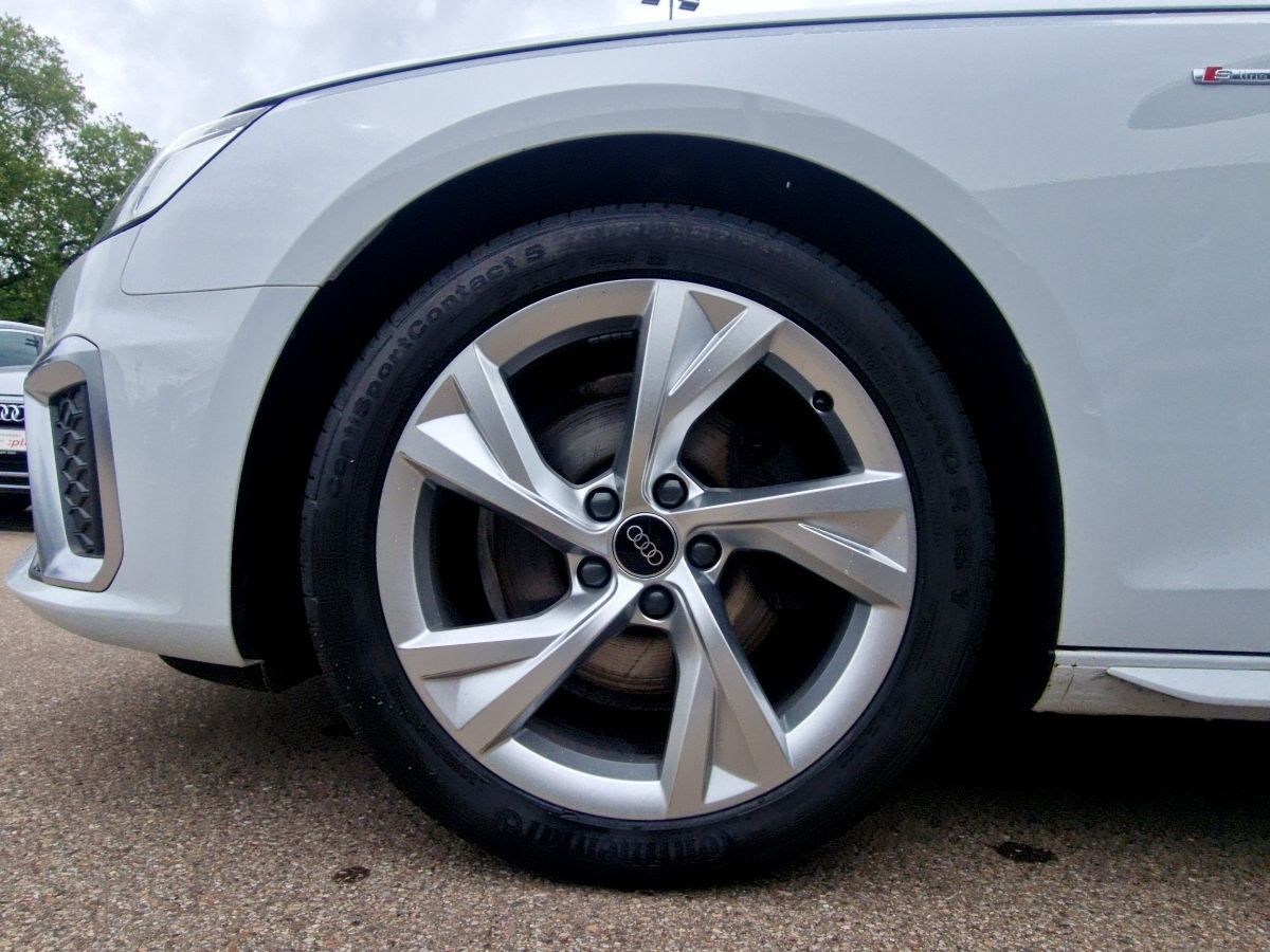 Audi A4 - Bild 12