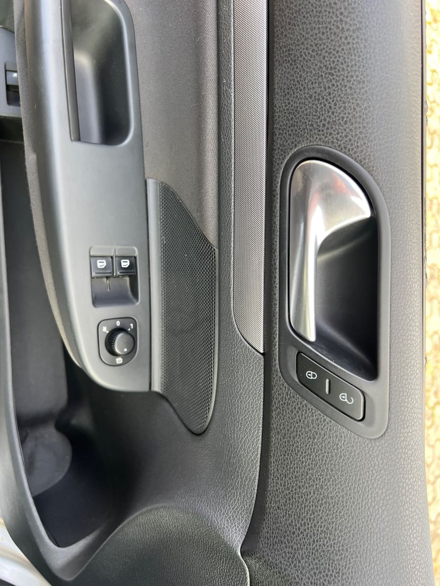 Fahrzeugabbildung Volkswagen Golf V Lim. 1.4 Goal