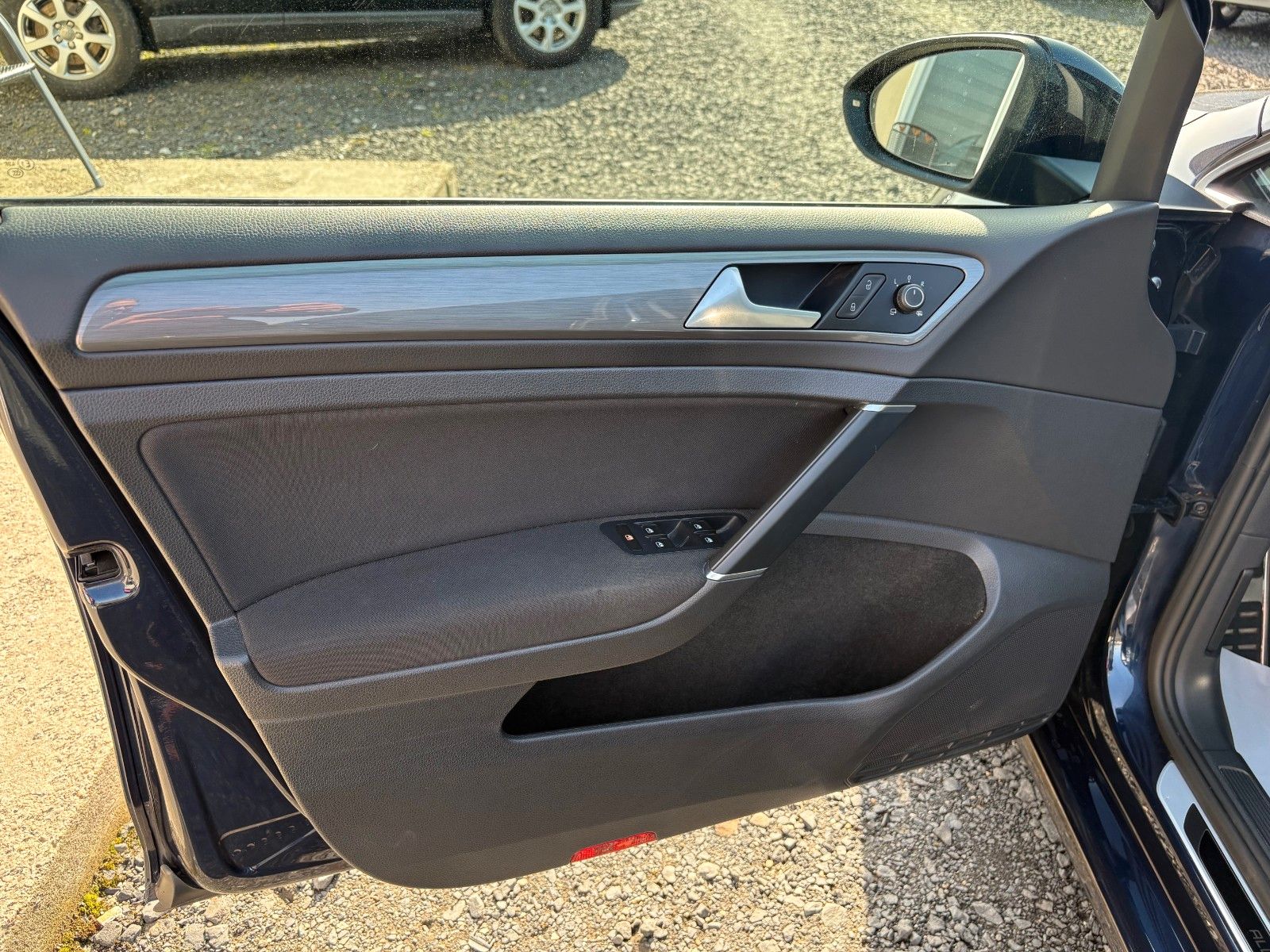 Fahrzeugabbildung Volkswagen Golf VII 1.6 TDI Allstar Navi AHK 2.HD SCHECKHFT