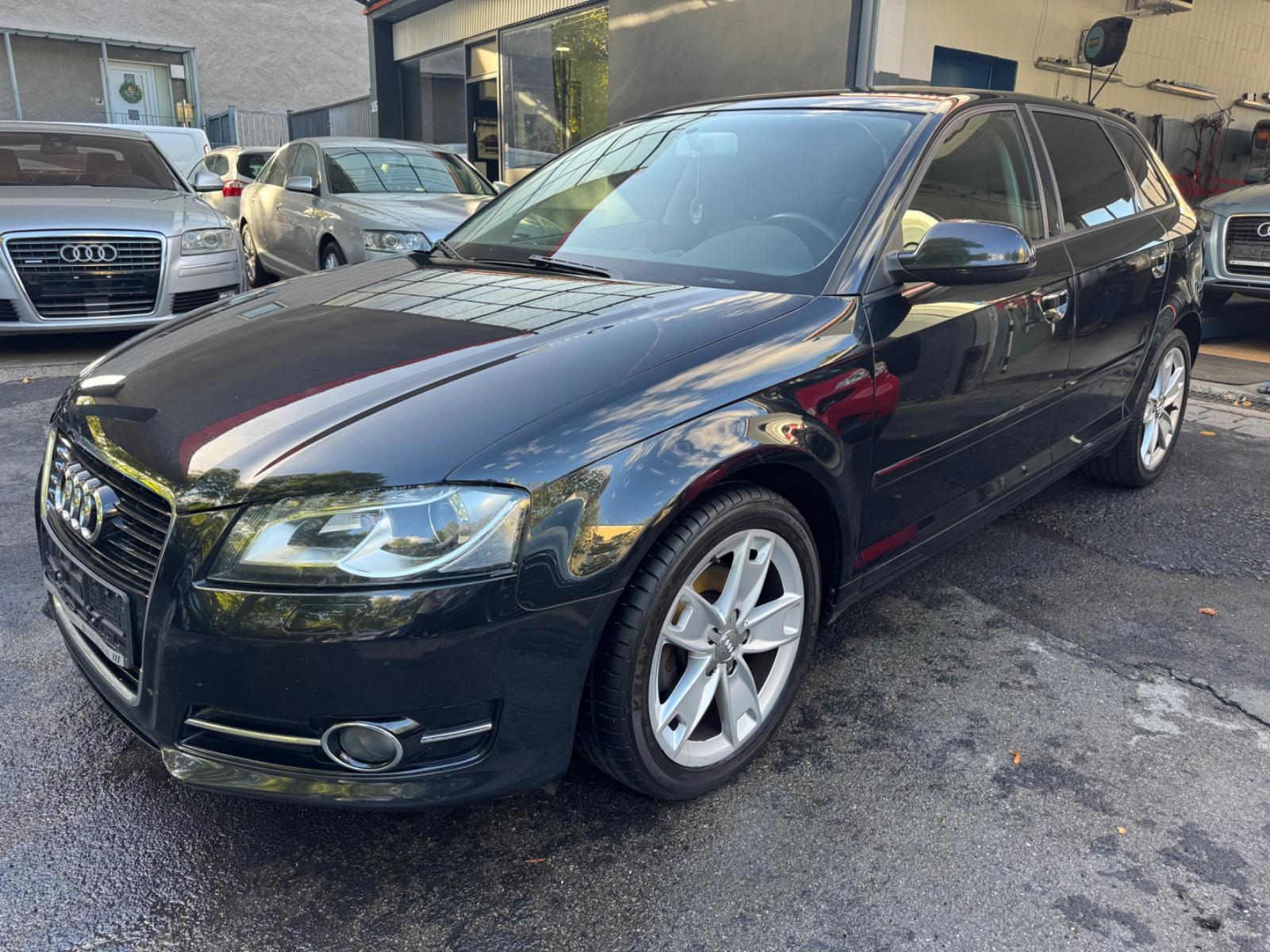 Audi A3 Sportback 1.6 TDI Attraction*XENON*AUTOMATIK*