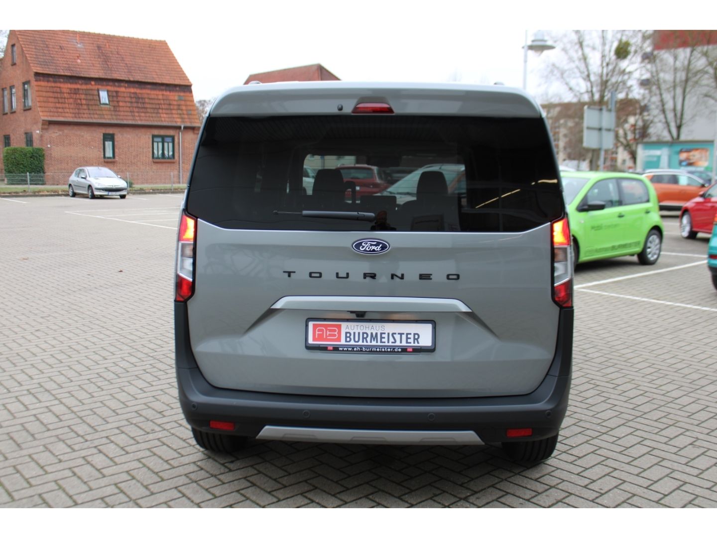 FORD Tourneo Courier 1.0 EcoBoost Active ACC TWA Navi - Image 4