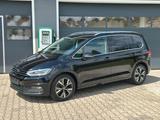 Volkswagen Touran Highline Standheizung AHK CAM 8 Reifen - Volkswagen Touran: Automatik