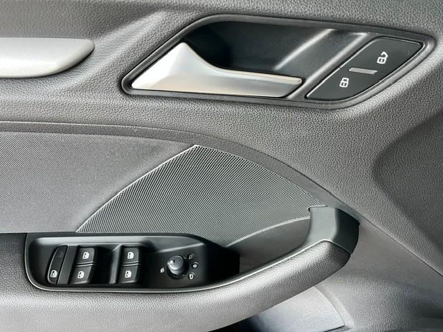 Audi A3 Limousine 30 TFSI Sport, миниатюра 9