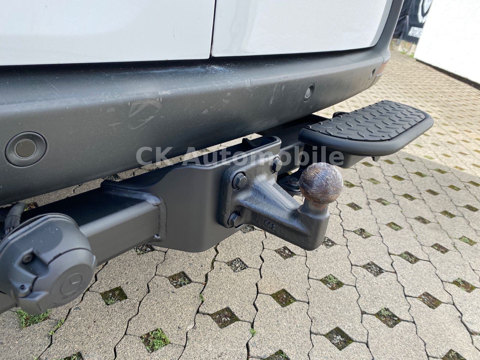 Fahrzeugabbildung Mercedes-Benz Sprinter III Mixto 319CDI Autom./5 Sitze/Navi
