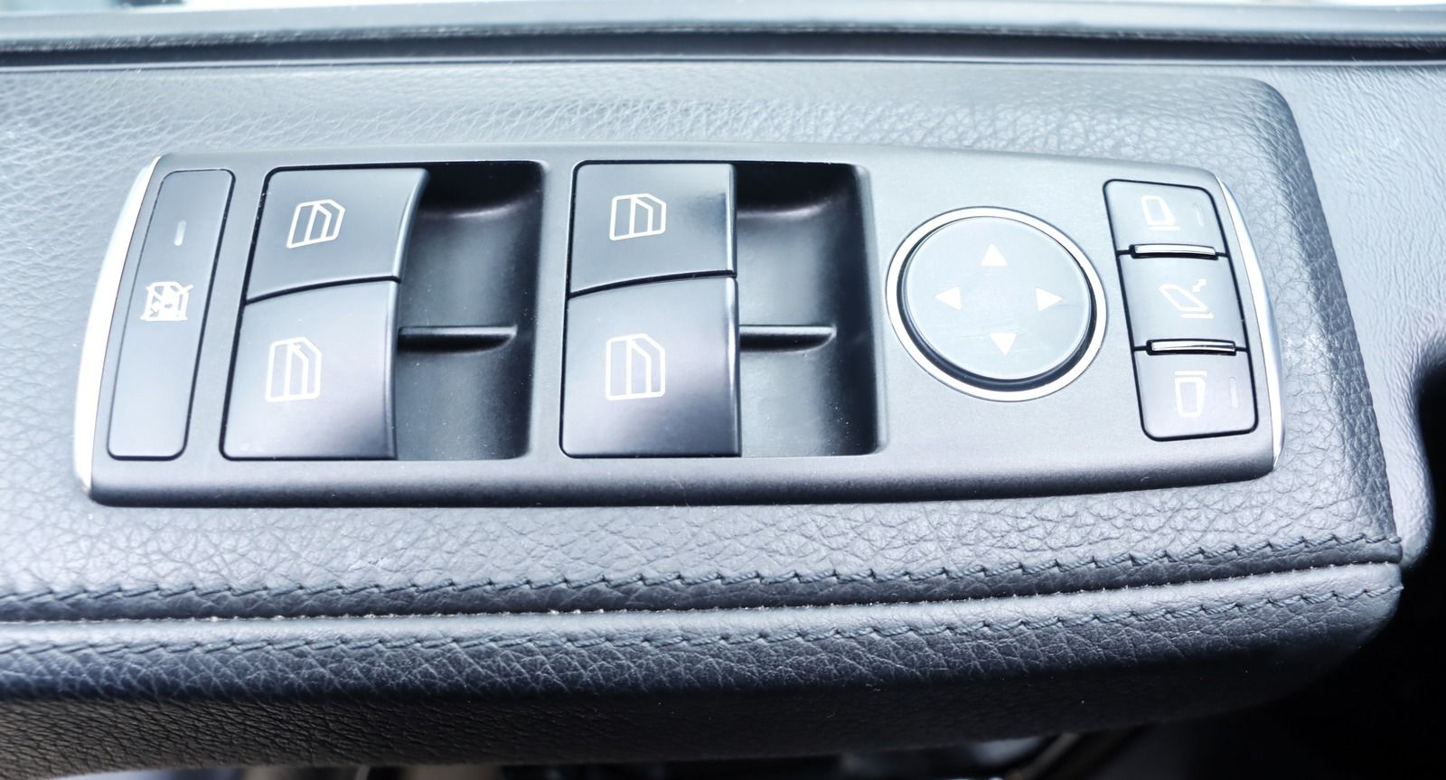 Fahrzeugabbildung Mercedes-Benz G 65 AMG * Standhzg. * DIS *