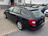 Skoda Octavia Combi Ambition 1.Hand Zahnriemen Neu - Skoda Octavia: 1z