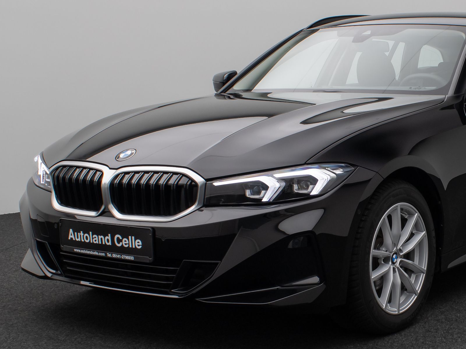 Fahrzeugabbildung BMW 318i Kamera DAB Widscreen Geschwindigkeitsreg
