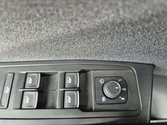 T-Roc 1.5 TSI MOVE *DSG*LED*NAVI*DAB+*SHZ*PDC*AC