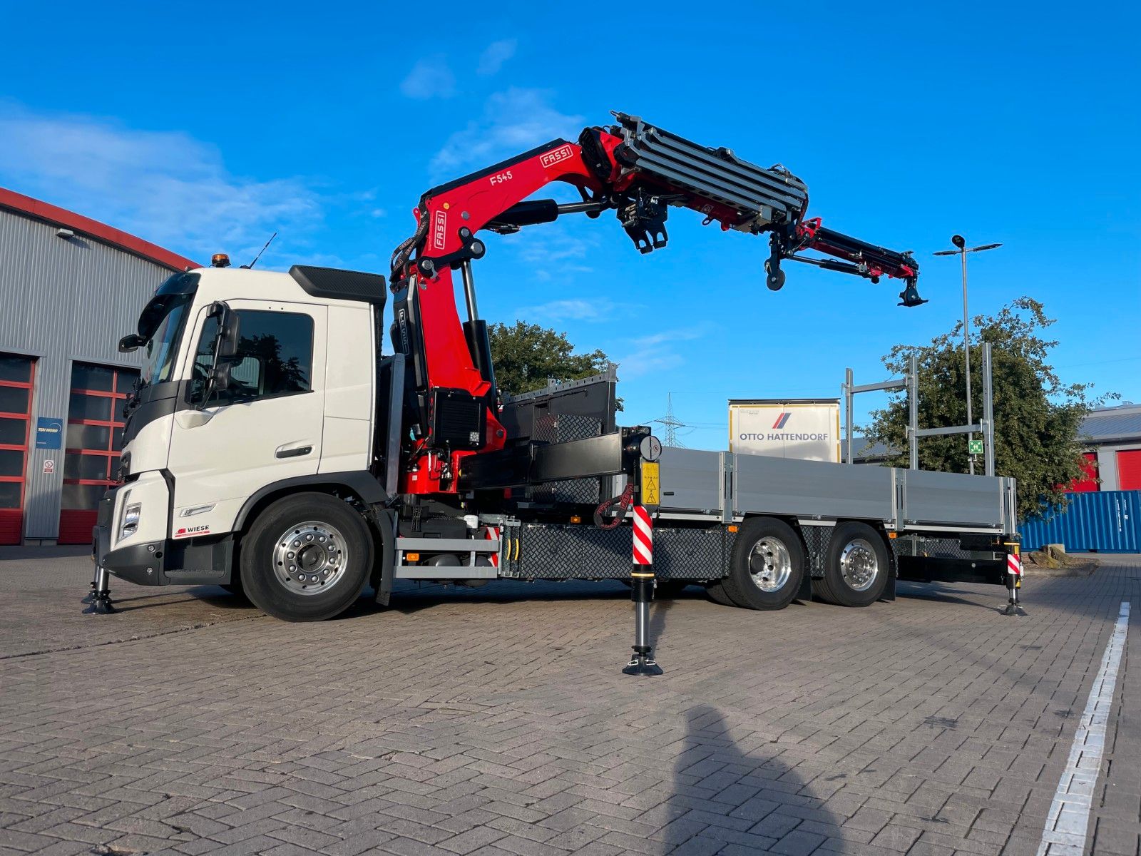 Fahrzeugabbildung Volvo FMX 500  FASSI Ladekran F545 JIB & Winde Sofort