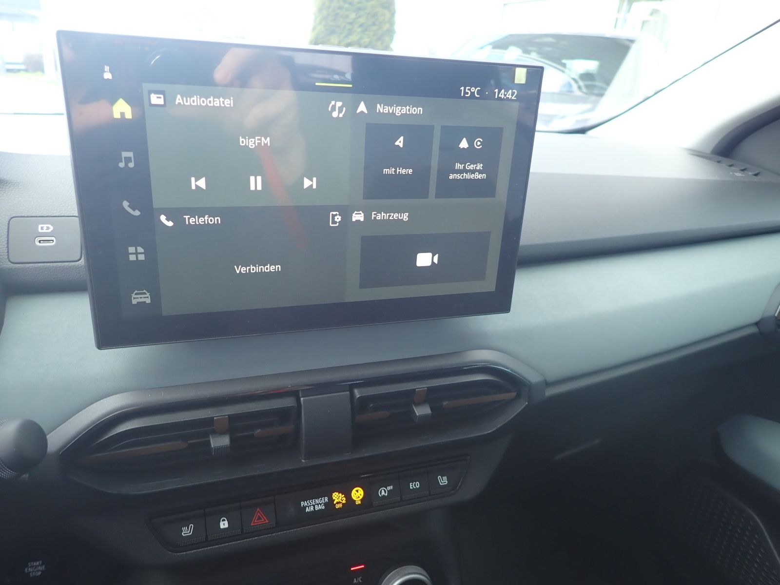 Fahrzeugabbildung Dacia Sandero Stepway Extreme Eco-G 120 auto