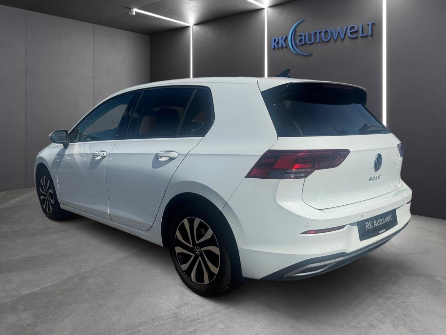 Volkswagen Golf VIII Active 2.0 TDI DSG AHK ACC Navi Sitzhe, миниатюра 5