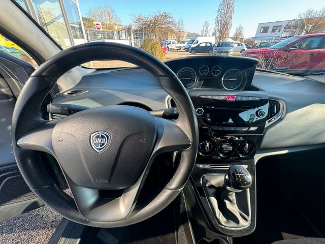 LANCIA Ypsilon Gold