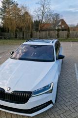 Skoda Superb 2.0 TSI 140kW DSG SPORTLINE COMBI SPO... - gebrauchte Skoda Superb aus dem Jahr 2020