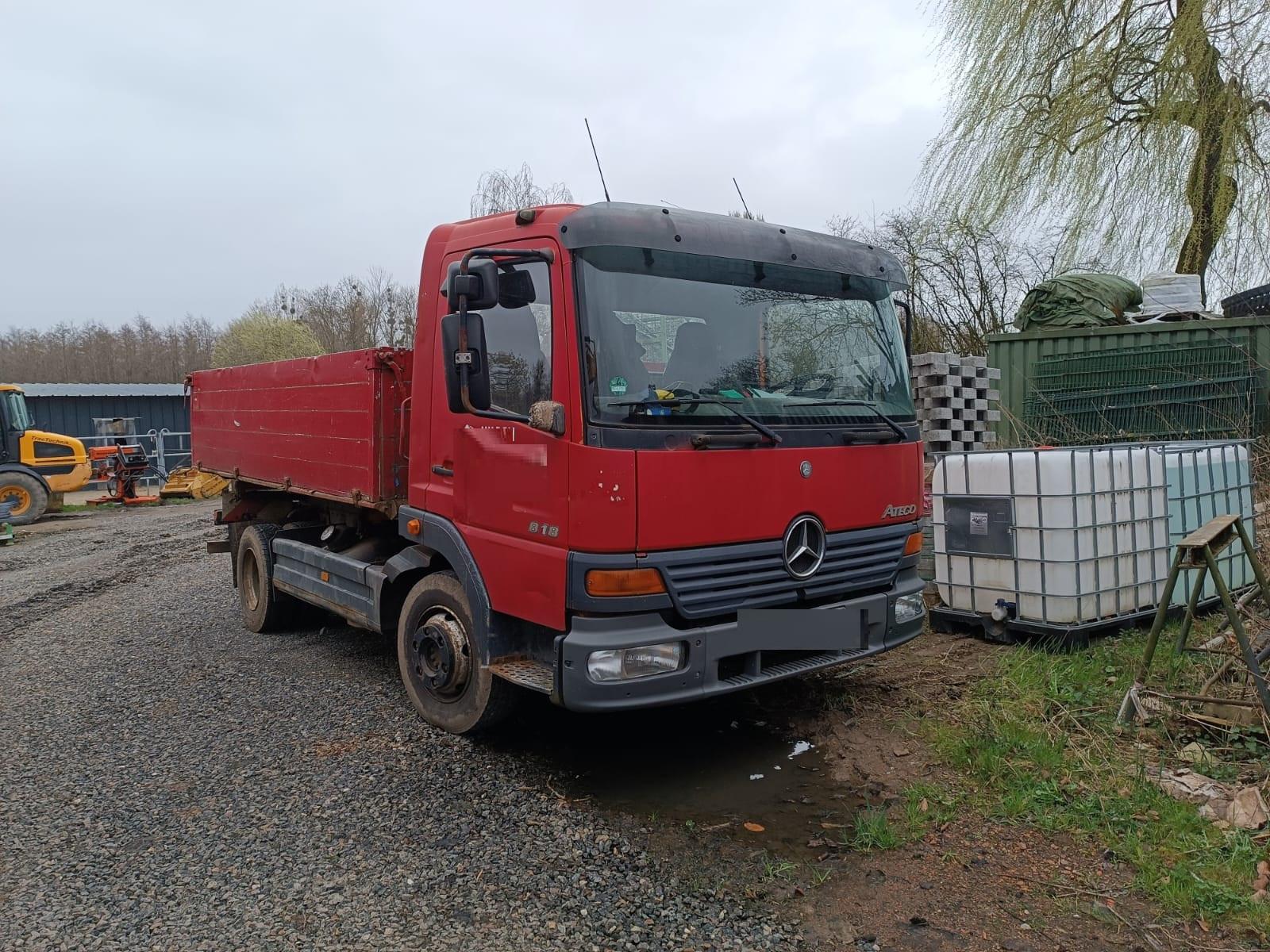 Mercedes-Benz Atego 818 Kipper