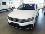 Volkswagen Passat GTE*PlugIn*AHK*ACC*CAM*SHZ*LED*Navi*Tempo - VW Passat in Bonn