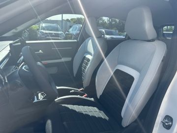 Citroën C3 Turbo 100 MAX | Navi - RCam - Sitzheizung