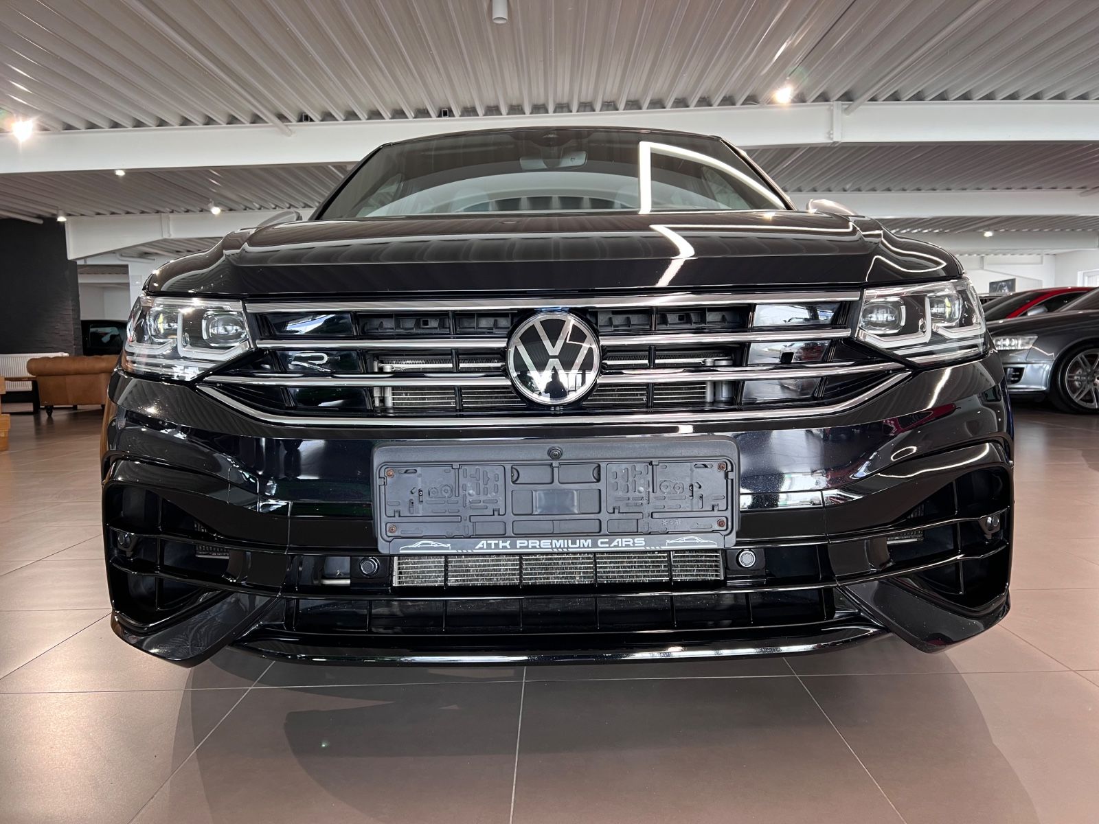 Volkswagen Tiguan 2.0TSI DSG 4MOTION R AHK SCHALEN 4xKAMERA foto 11