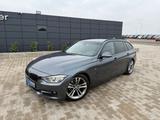 BMW 320d Touring Sport Line AHK PDC SHZ 2-Z Temp MFL