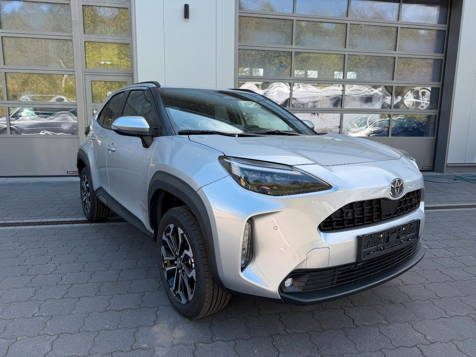 Toyota Yaris Cross 1.5 Hybrid Style Safety 130PS *2026*