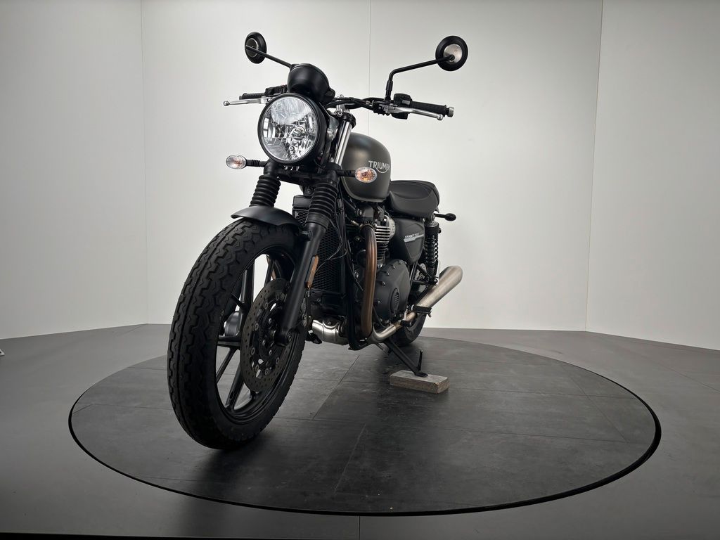 Fahrzeugabbildung Triumph STREET TWIN *1. HAND *WENIG KILOMETER