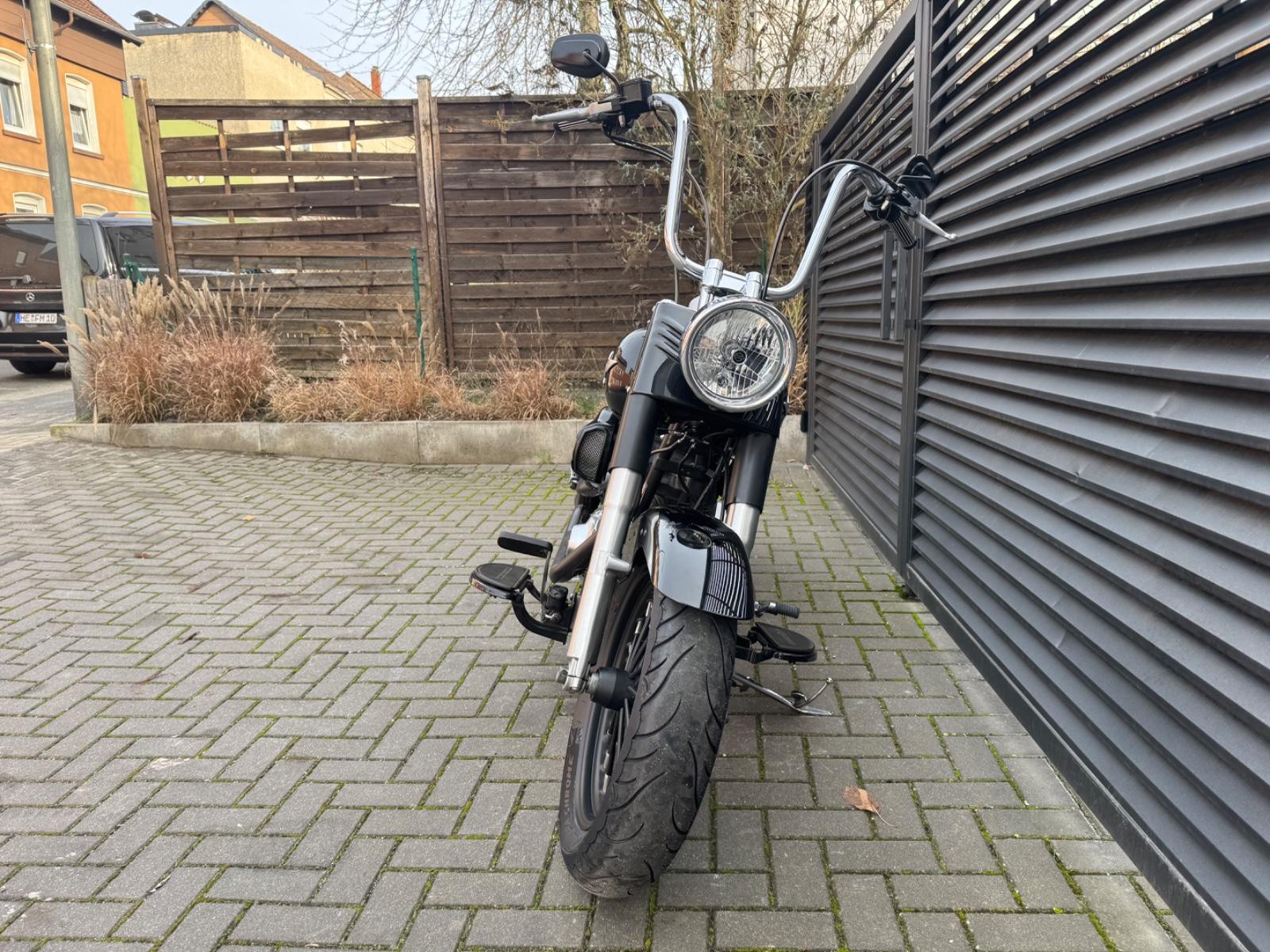 Harley-Davidson Fat Boy Special FLSTFB 103 nur 8493 km
