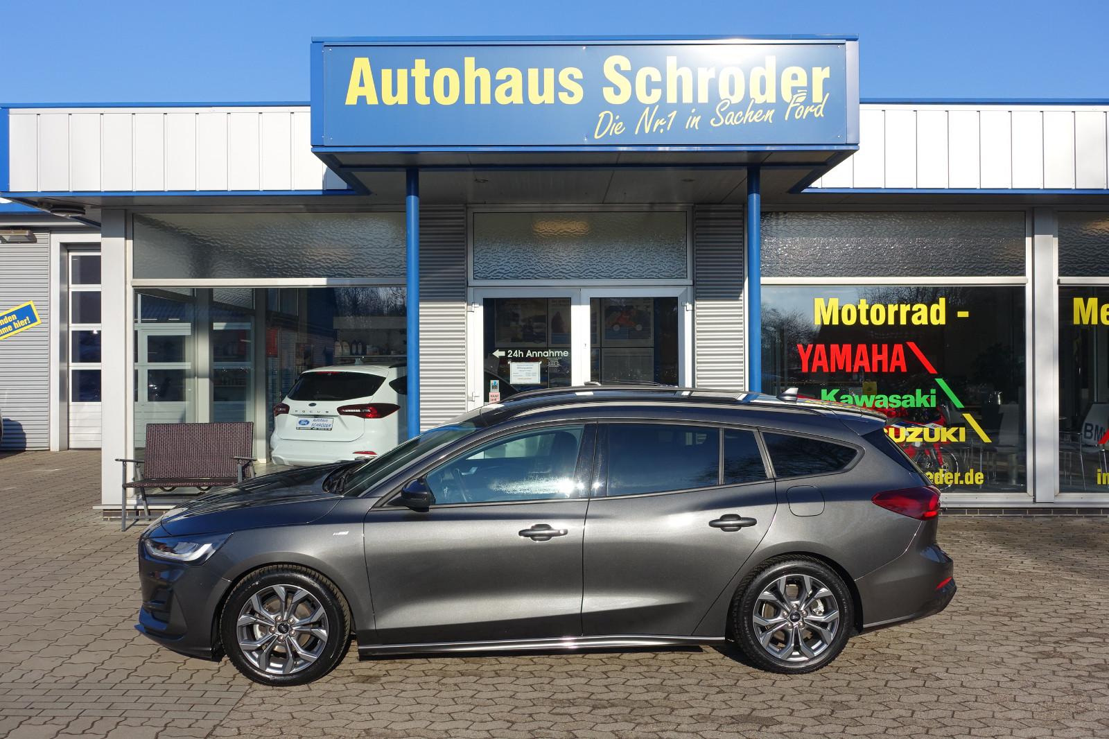 Ford Focus Turnier ST-Line / Automatik