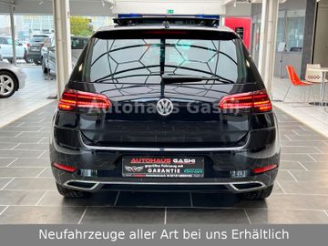 Fahrzeugabbildung Volkswagen Golf VII Lim*Highline*Automatik*LED*Massage*Pano