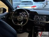 Audi A3 Sportback 2.0 TFSI S3 quattro Edition One | € - Audi A3: Edition