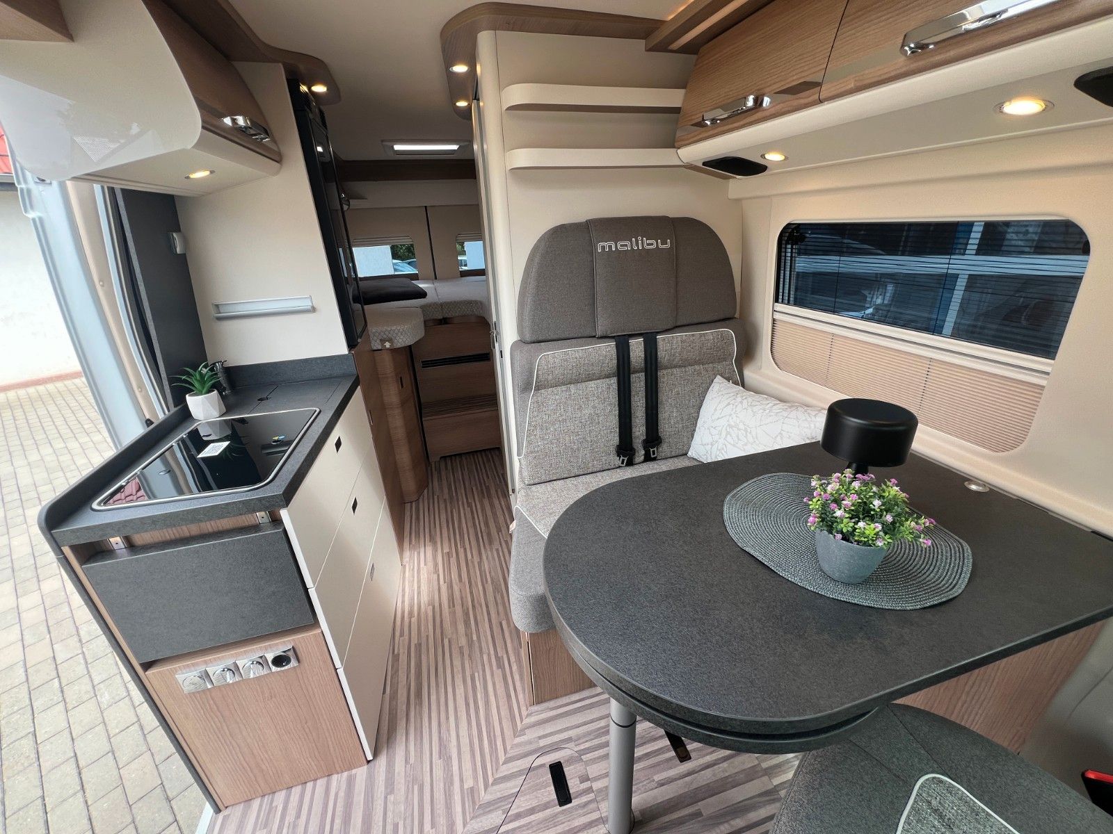 Fahrzeugabbildung Malibu Van Comfort 640 LE