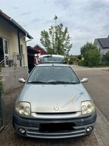 Renault Clio 10/2000 - Renault aus 2000