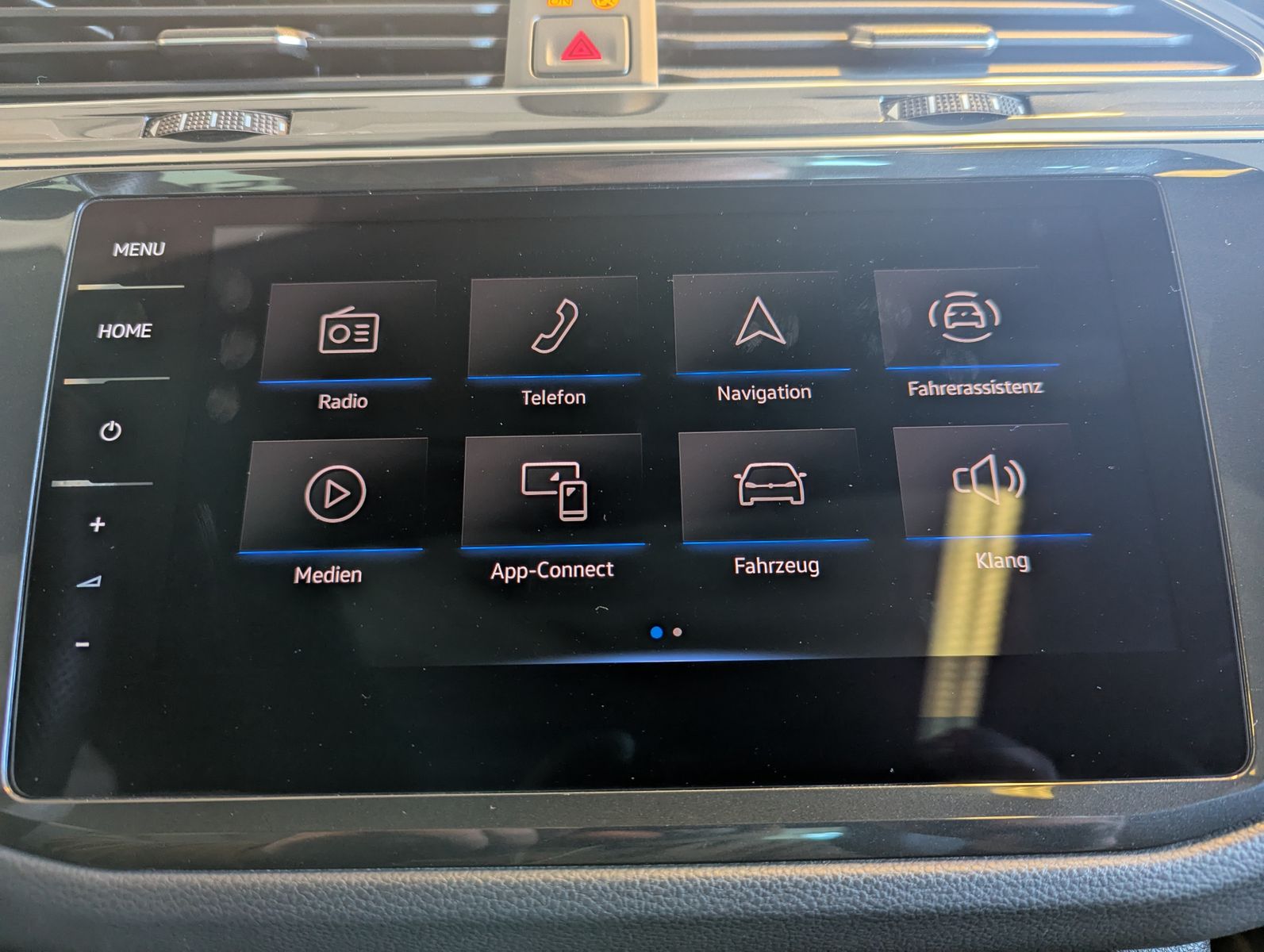 VW Tiguan 2.0 TDI DSG R-Line Matrix Pano HUD AHK 20 - Image 38